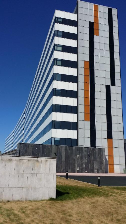 Apartamentos Chevere Rojo-Huca Οβιέδο Εξωτερικό φωτογραφία
