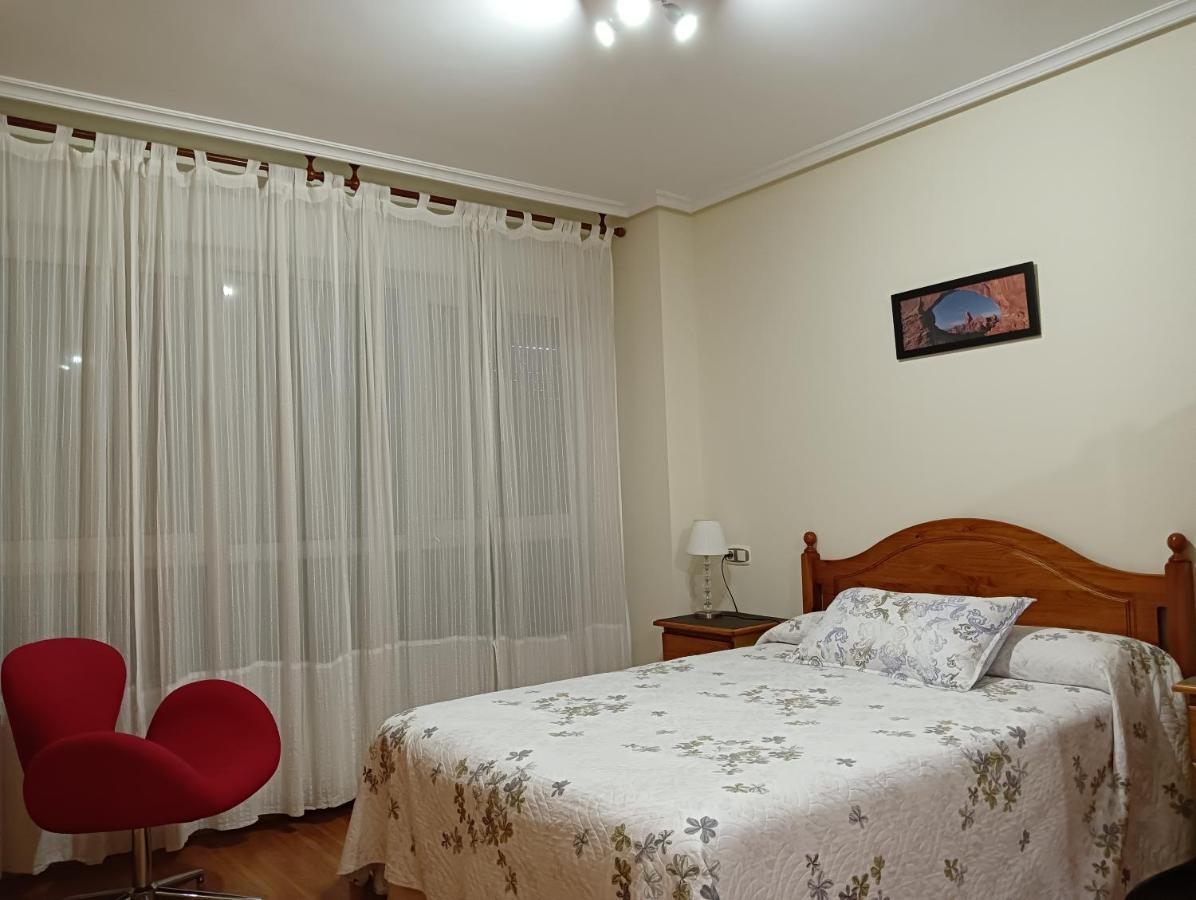 Apartamentos Chevere Rojo-Huca Οβιέδο Εξωτερικό φωτογραφία