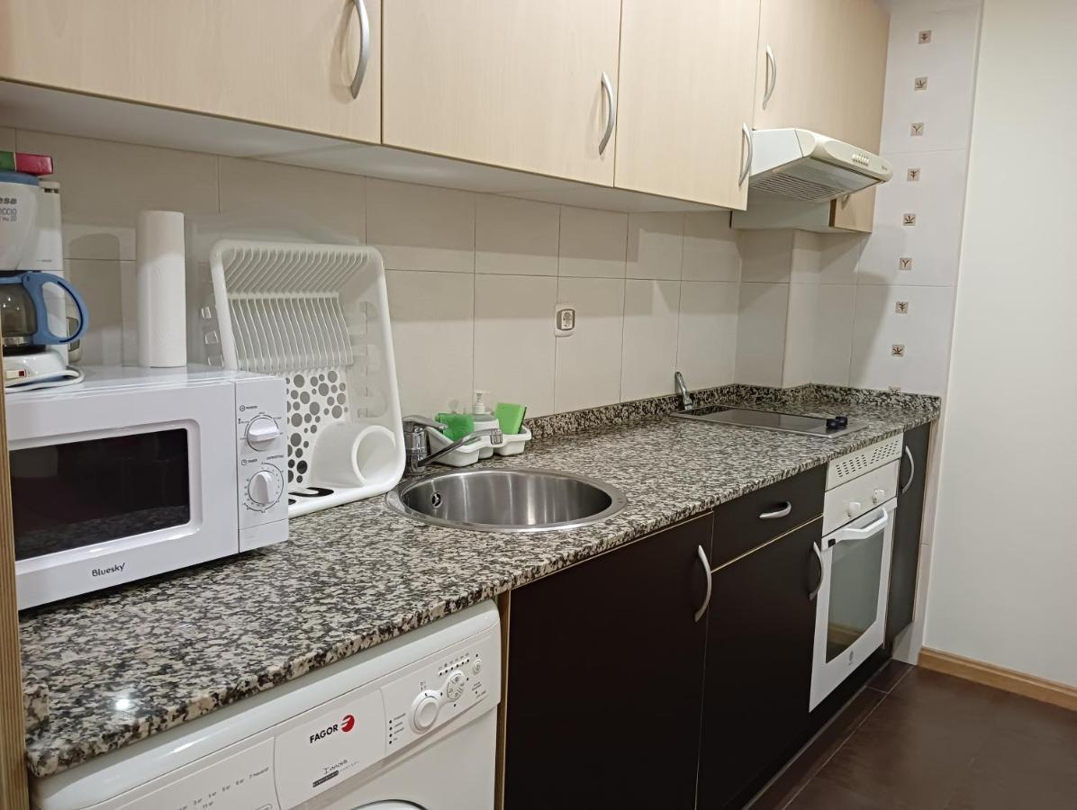 Apartamentos Chevere Rojo-Huca Οβιέδο Εξωτερικό φωτογραφία