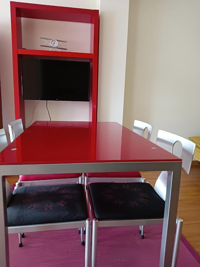 Apartamentos Chevere Rojo-Huca Οβιέδο Εξωτερικό φωτογραφία